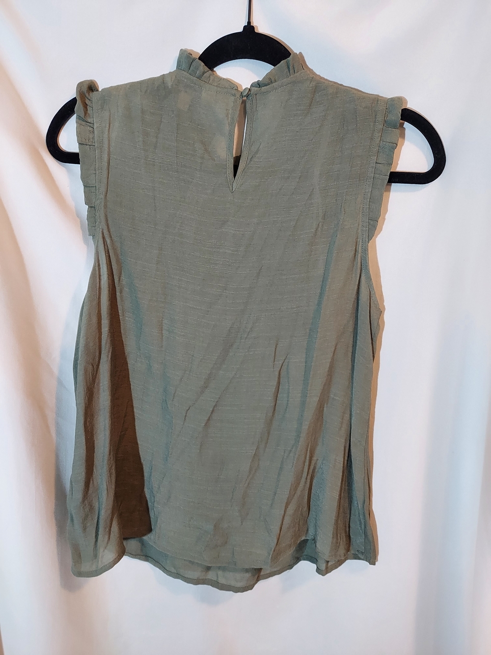 Nanette Nanette Lepore Ruffle Neck Smocked Boho Top - Olive NWT - Picture 2 of 10